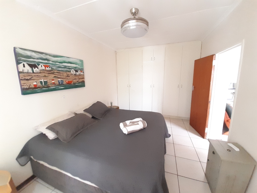 4 Bedroom Property for Sale in Paradise Beach Eastern Cape